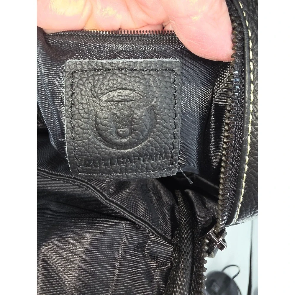 BullCaptain Mens Black Leather Sling Bag Crossbody Chest Pack Travel YB-07 Black